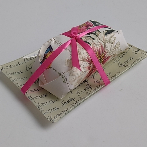 🔴3/$15 Soap and Tray - Fringe Beauty - Picture 2 of 8